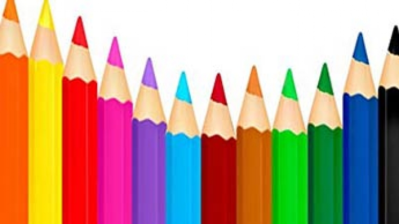 مداد رنگي تبليغاتي هديه اي جذاب براي دانش‌آموزان